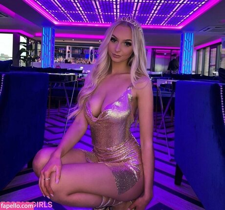 Mimi Malthouse UK onlyfans leams