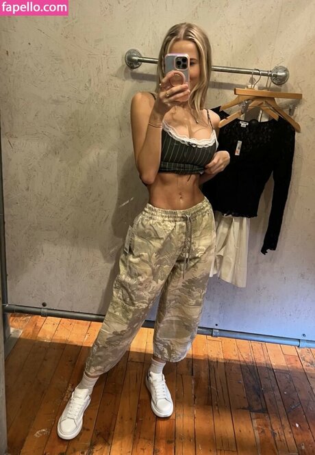 Krista Weiss naked on onlyfans