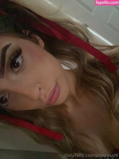 Leah Grace onlyfans images