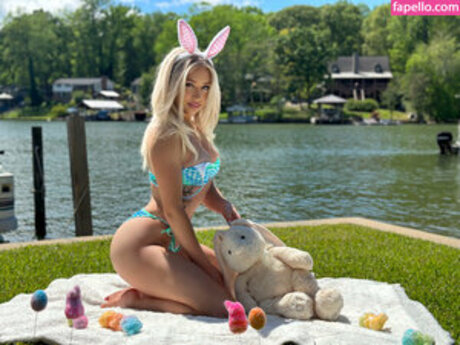 Alissa Hale onlyfans naked leaks