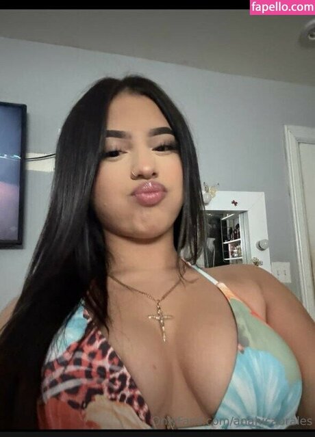 Weluvanahii onlyfans model photos