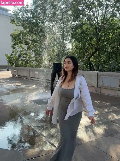 holly shu_ onlyfans naked