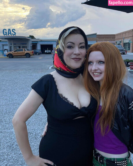 Jennifer Tilly onlyfans nudes