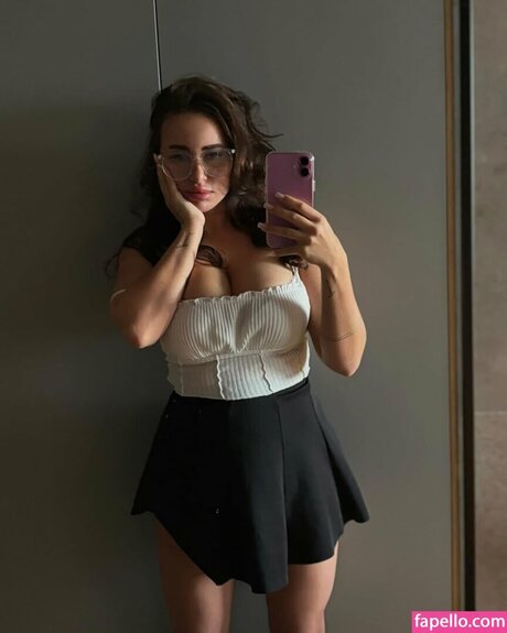 todorovaelizabeth onlyfans ass