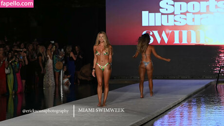 Xandra Pohl onlyfans model images