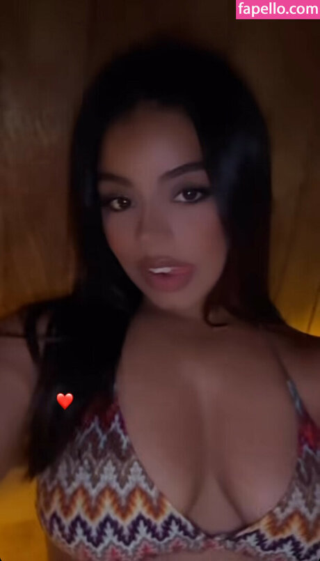 A vriell naked onlyfans leak