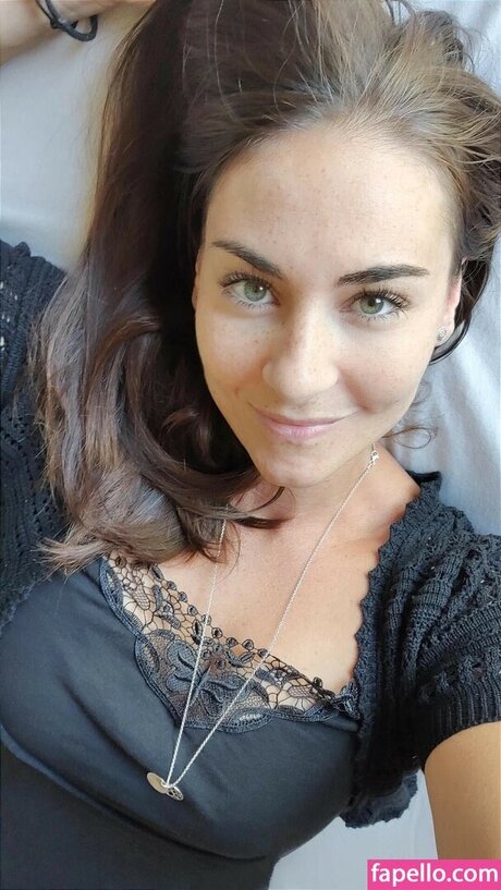 Nina Sita onlyfans leams