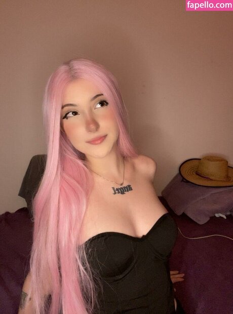 Nanychan only fans sex