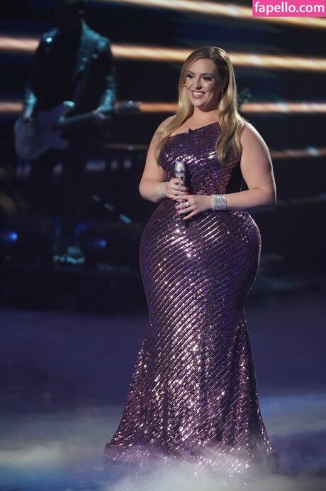 Grace Kinstler nude onlyfans