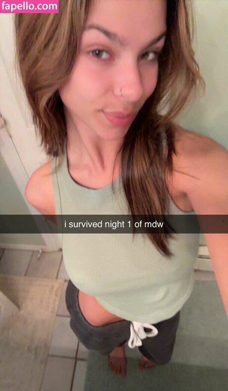 Julia Carrano onlyfans sextape