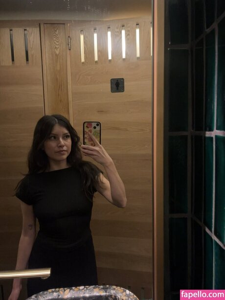 aygela onlyfans naked