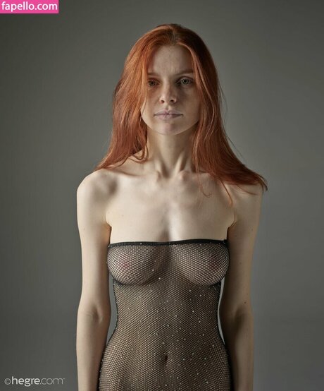 Redhead Vi new onlyfans