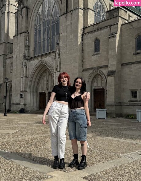 atrophicbtrfly only fans xxx