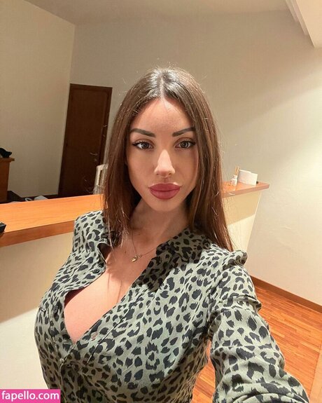 Oriana Tubiolo onlyfans leaks