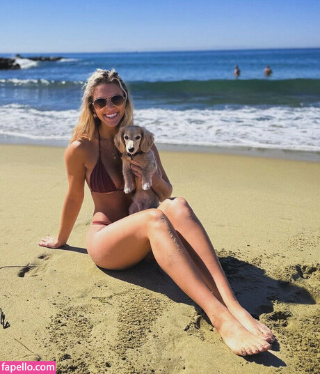 Sydney Segars leaked onlyfans pictures