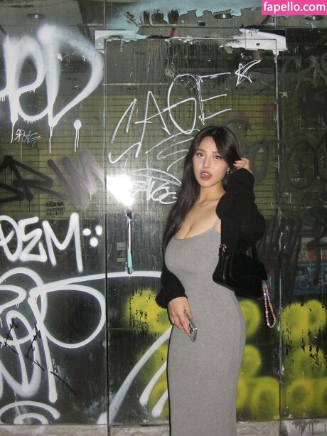 avgella onlyfans hot