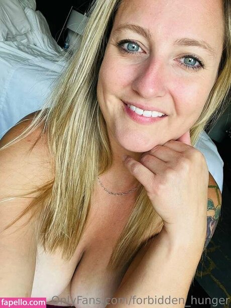 Elena Pears onlyfans