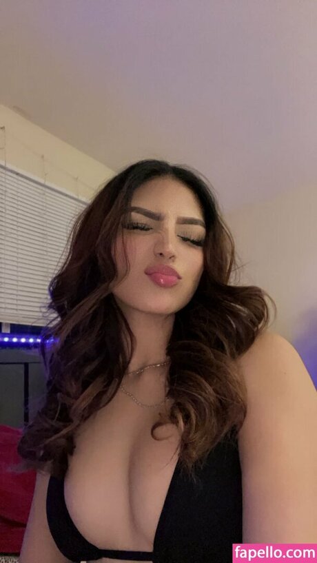 Jennycuhh onlyfans public photos