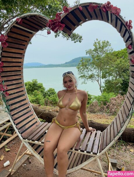 ghouluvr onlyfans images