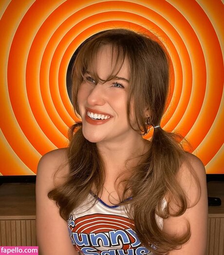 Alaurabidingcitizen onlyfans nudes