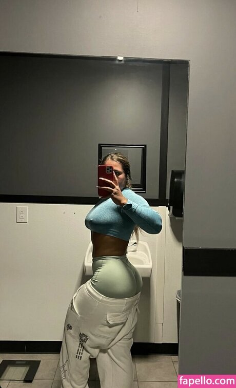 Kaitlinn kfit onlyfans model