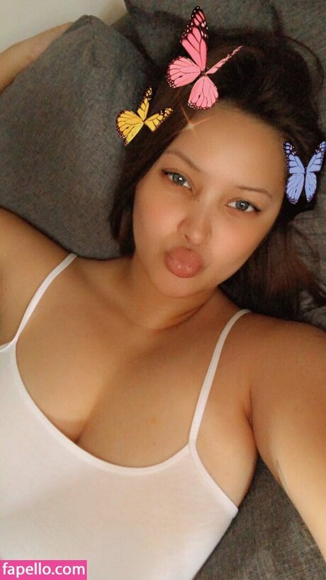 Mitzina Larino new onlyfans leak