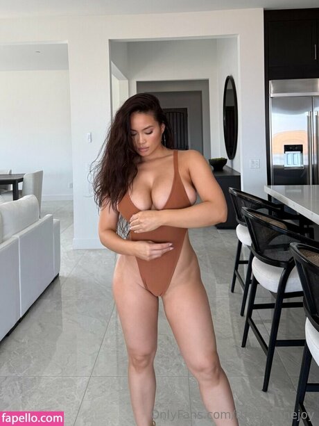 DaphneJoy new onlyfans leaks