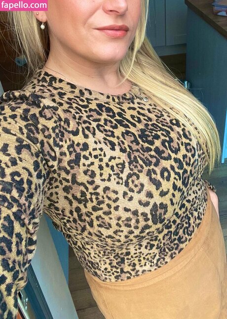 Polly Pocket The Profiteer onlyfans nude content