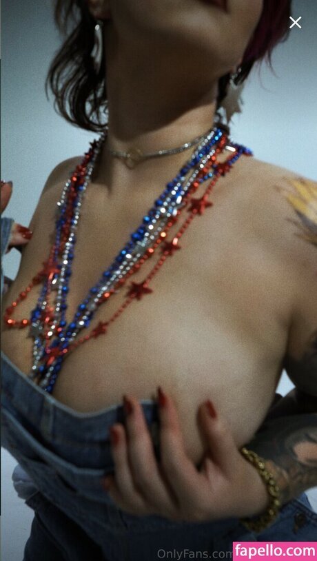 EmeryEXP nude onlyfans leak