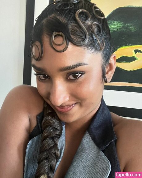 Varada Sethu onlyfans x