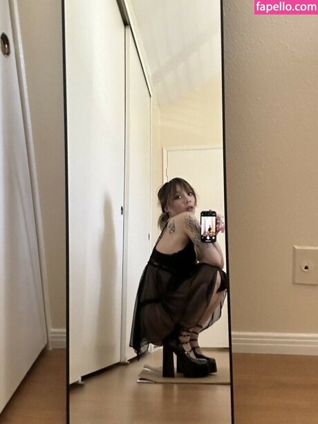 luna n3ra naked only fans