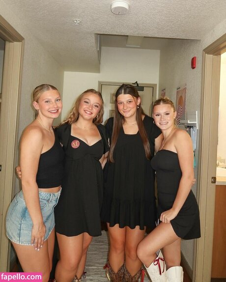 Mads Thompson Maddiiedee onlyfans leaked nude