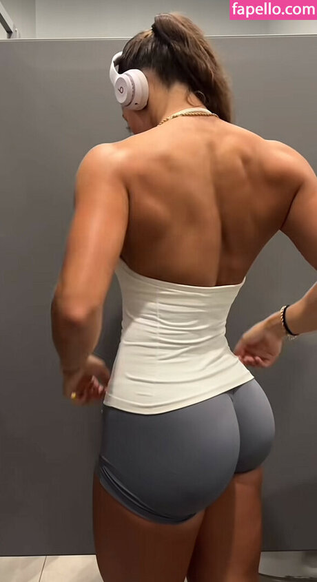 Landry Rickert onlyfans topless