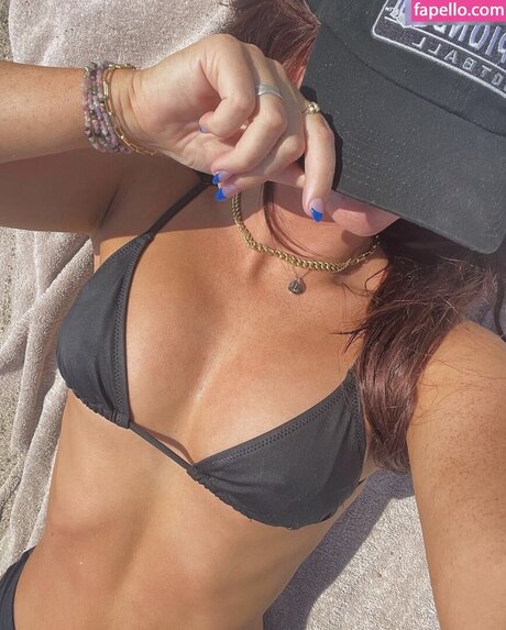 Julia Hatch onlyfans leak porn