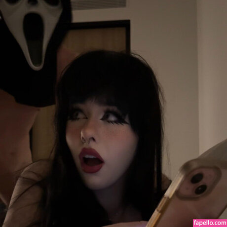 Lar ARose onlyfans content