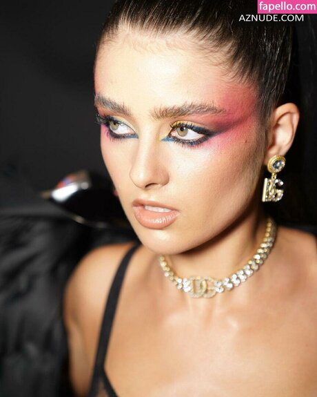 Julia Byrro onlyfans photo