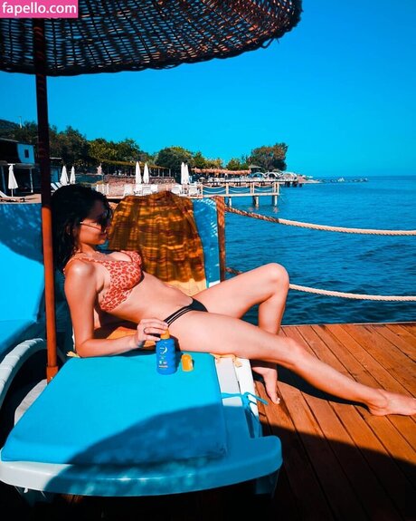 Kybeleniz onlyfans striptease