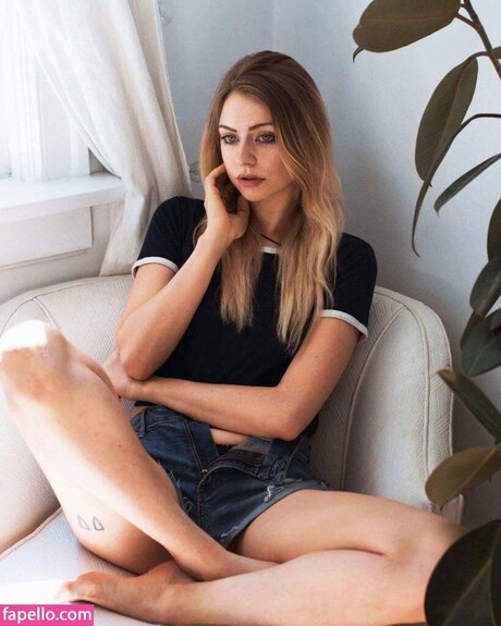 Maddie Phillips onlyfans content type