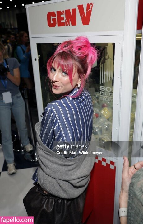 Maddie Phillips xxx only fans