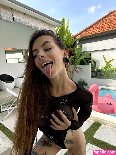 Kendra Lane porn onlyfans leak