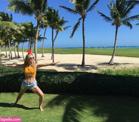 Billie Lourd onlyfans