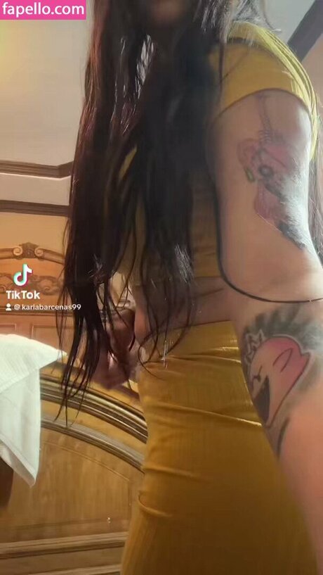 Karla Barcenas onlyfans keak