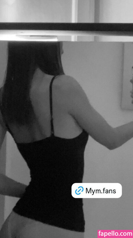 clara lstn onlyfans content