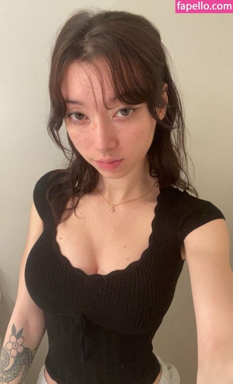kaerisake onlyfans leaked photos