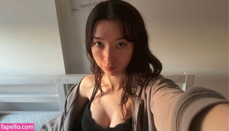 kaerisake onlyfans explicit content