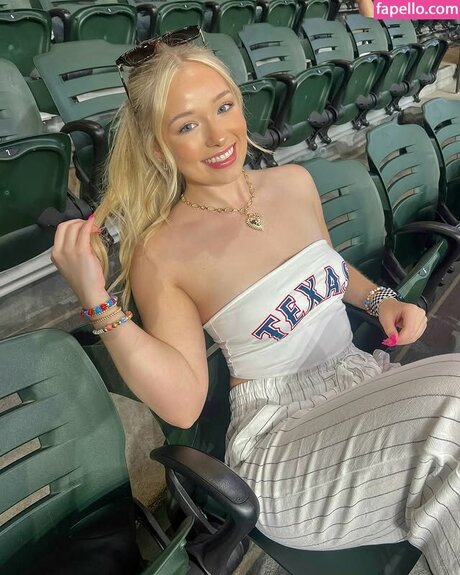 Lynzie Fulton onlyfans nude content