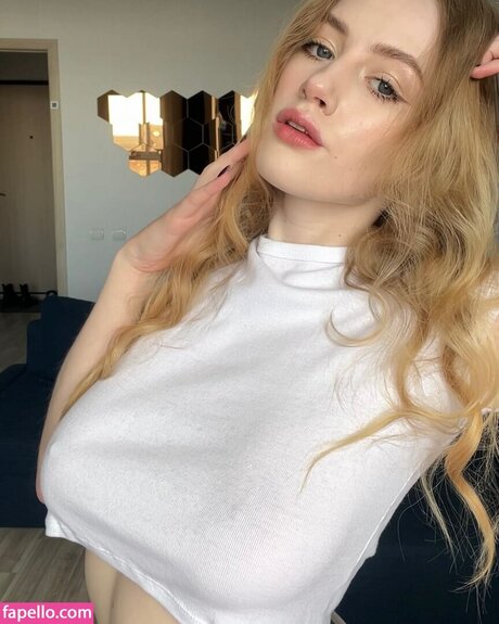 kittenyulia onlyfans pic