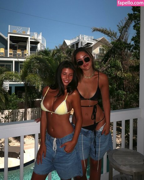 Lydia Lowry porn only fans