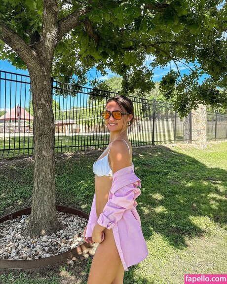 Katie Thompson Profile pic