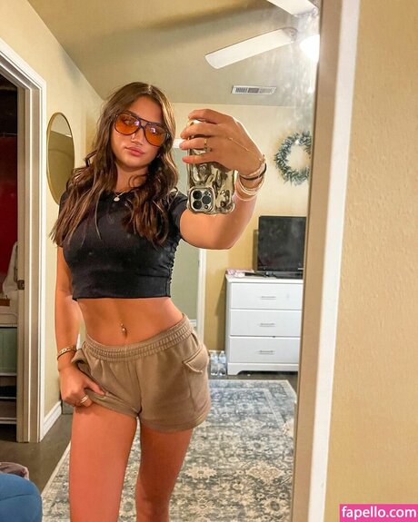 Katie Thompson onlyfans leaked pictures